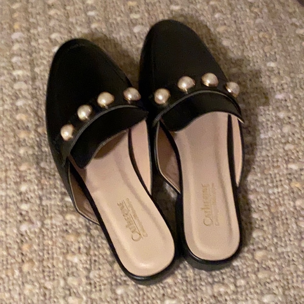 Catherine Malandrino black slides with pearls